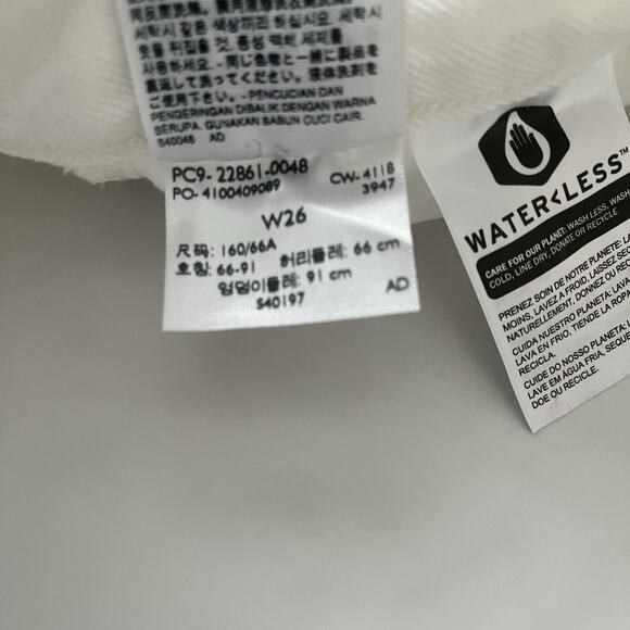 Levi's Premium Wedgie Jeans Straight Distressed Cropped Y2K Denim White Size 26 - Picture 11 of 14